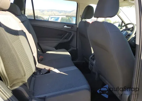 2021 Volkswagen Tiguan S из США, поврежденный, VIN 3VV1B7AX6MM081576